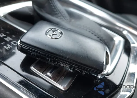 2021 Mazda Cx-5 Grand Touring Reserve z USA, uszkodzony, nr VIN JM3KFBAY8M0400991